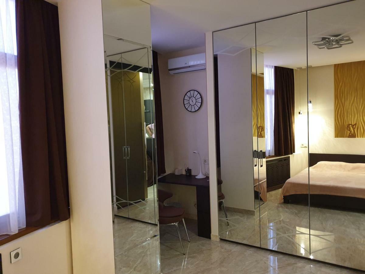 Apartment Luxe Paris Odessa Ngoại thất bức ảnh
